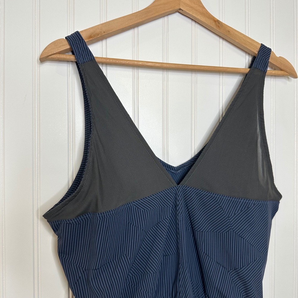 Mountain Hardwear Dynama Romper Womens Medium Blue Geometric Pinstripe‎ OL7586 - Picture 6 of 8